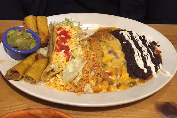 Best Medford Restaurants In Southern Oregon Wine Country Restaurants Wineries In Medford Southern Oregon