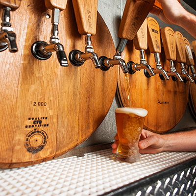 Best Medford Restaurants In Southern Oregon Wine Country Bars Breweries
